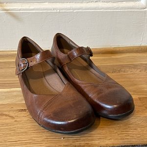 Dansko Mary Janes (41) with Velcro